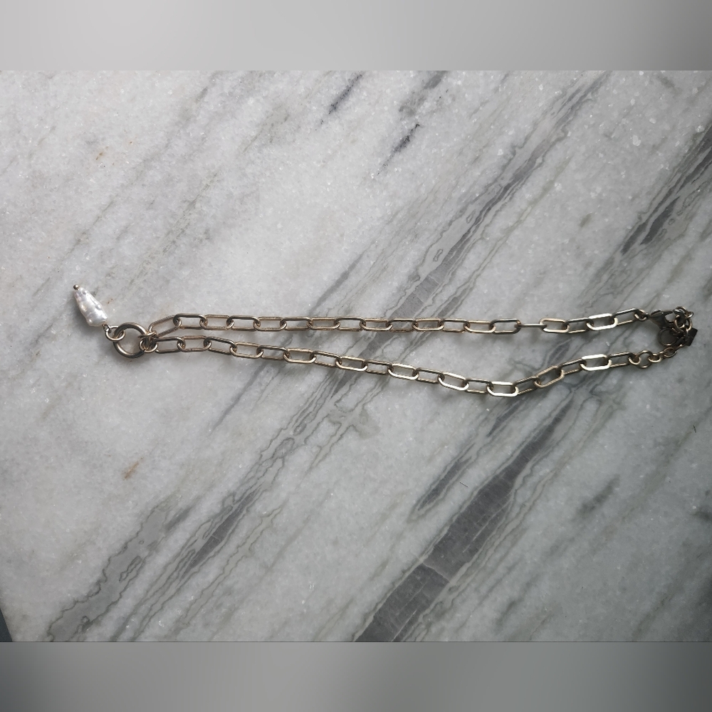 Banana Republic Chunky Gold Paperclip Necklace With Pearl Pendant